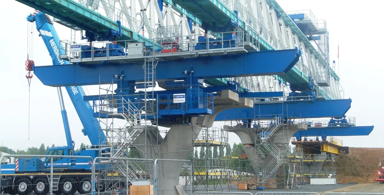 Launching Gantry Structure